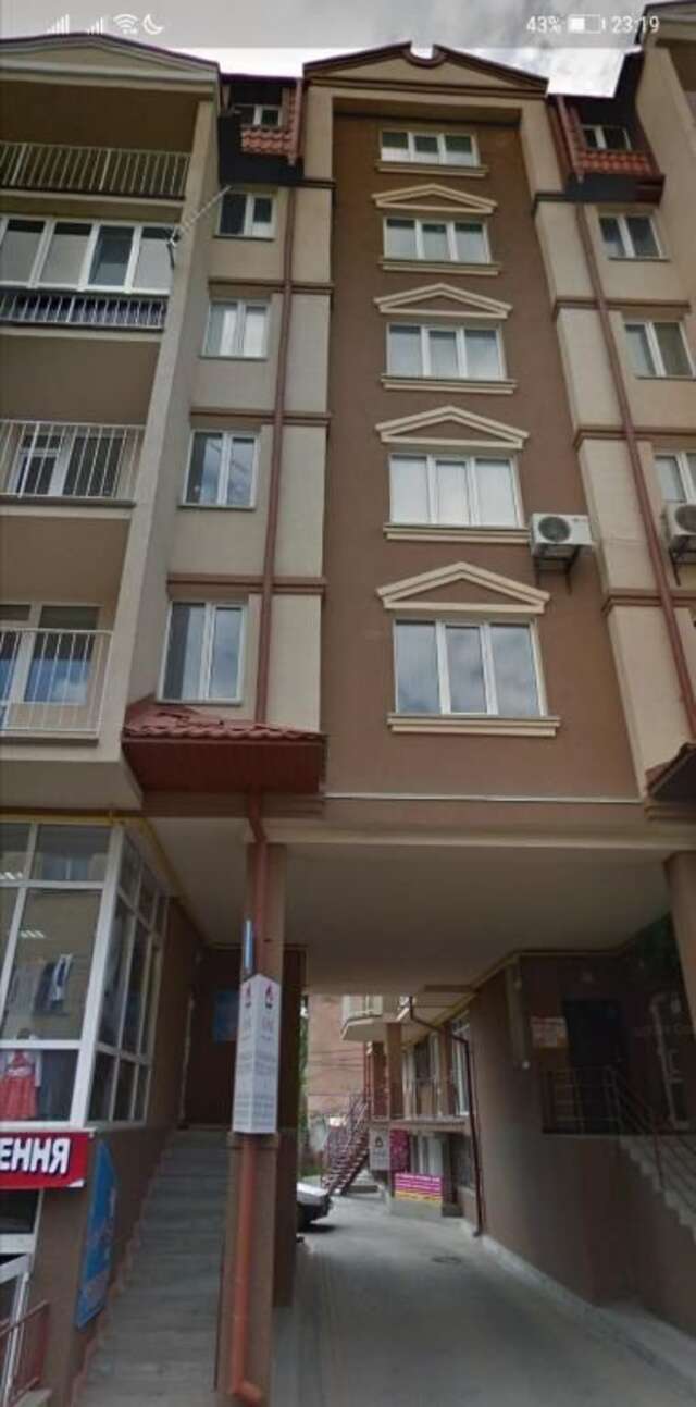 Апартаменты В Самому центрі міста, 3 хв ходьби до ЖД вокзалу Тернополь-14